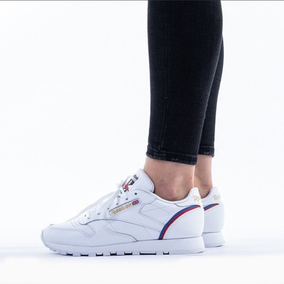 BNIB REEBOK Classic Leather World Flag Sneaker, 8M - Picture 1 of 16